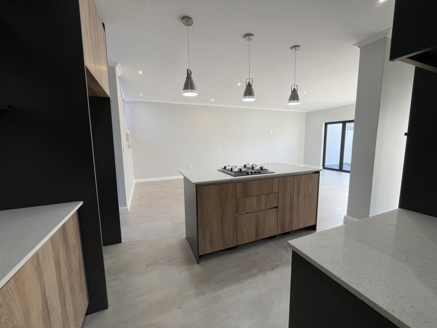 4 Bedroom Property for Sale in Sandown Western Cape